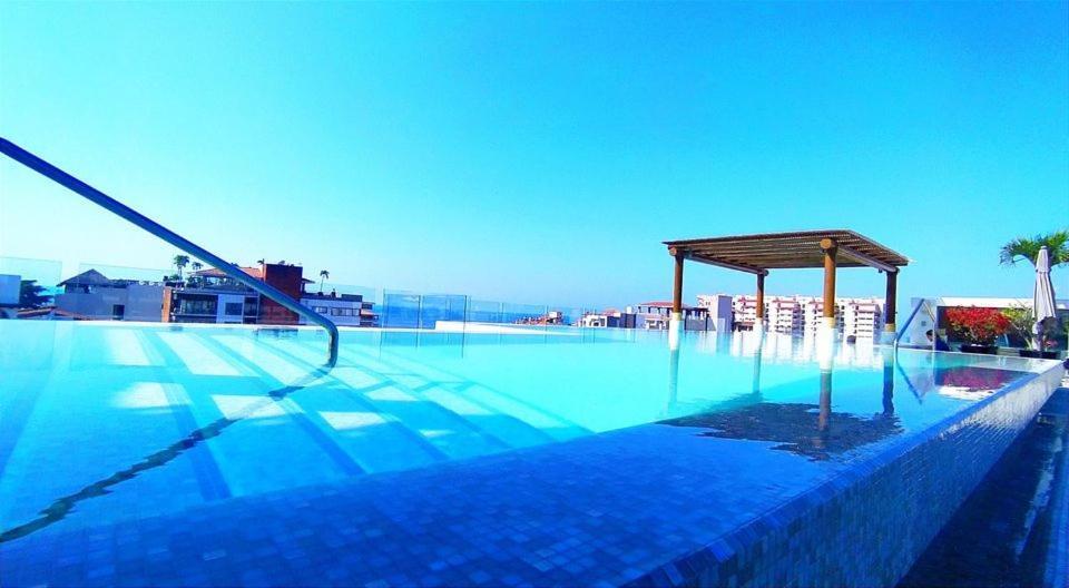 Prime Location Zona Romantica Rooftop Pool & Jacuzzi Apartamento